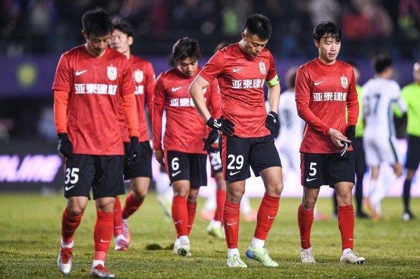 低息配资 意外！史上最混乱的一届中超要来了？多支球队已进入洗牌